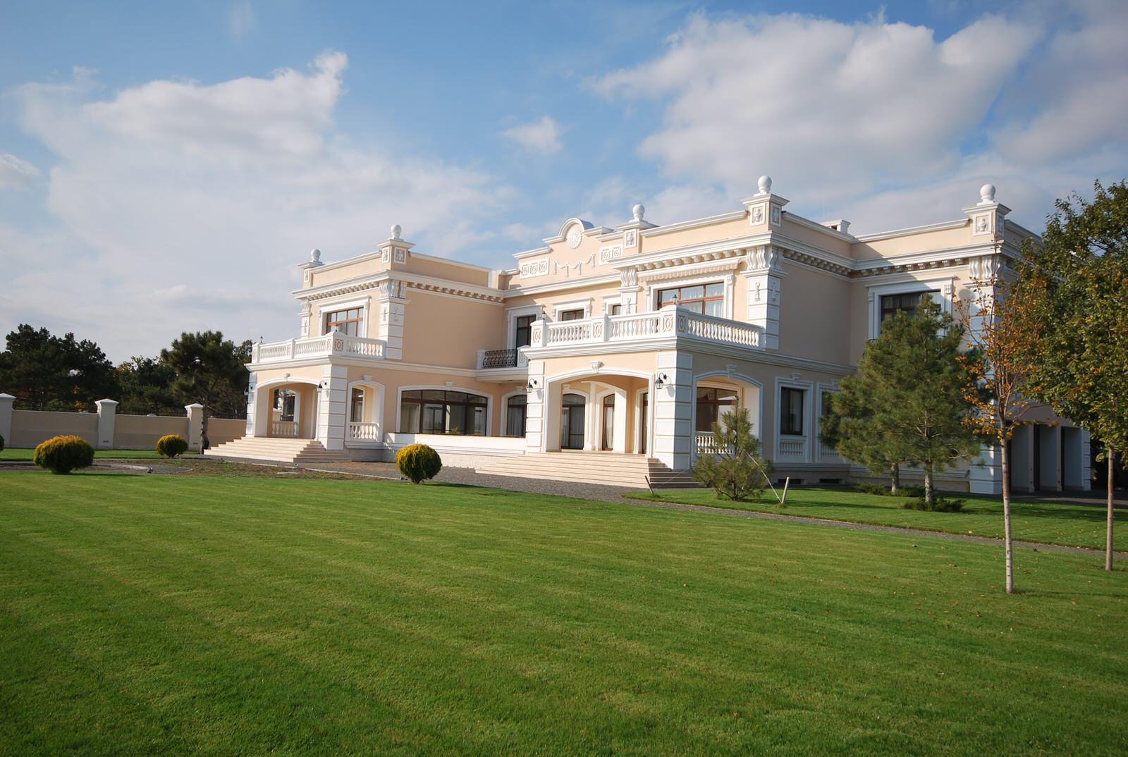 Лески морской фасад