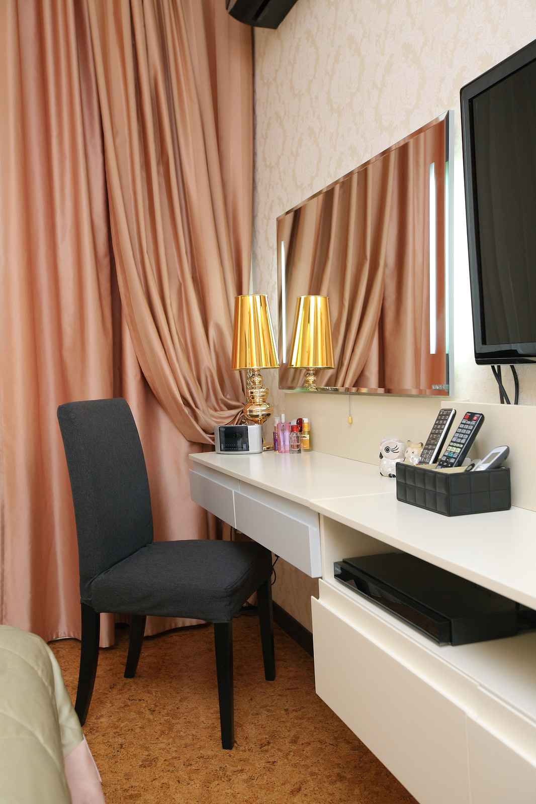 Квартира в ЖК Скай Севен 9 этаж.