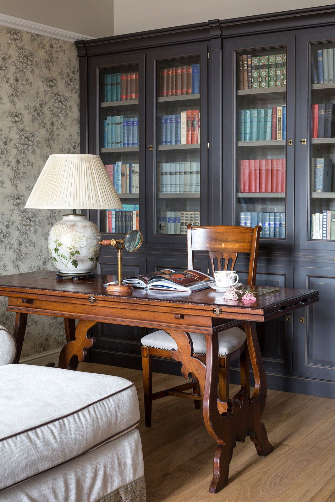 Houzz тур: Квартира цвета увядающей розы — для молодой семьи