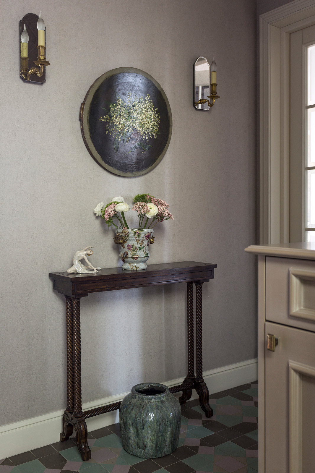 Houzz тур: Квартира цвета увядающей розы — для молодой семьи