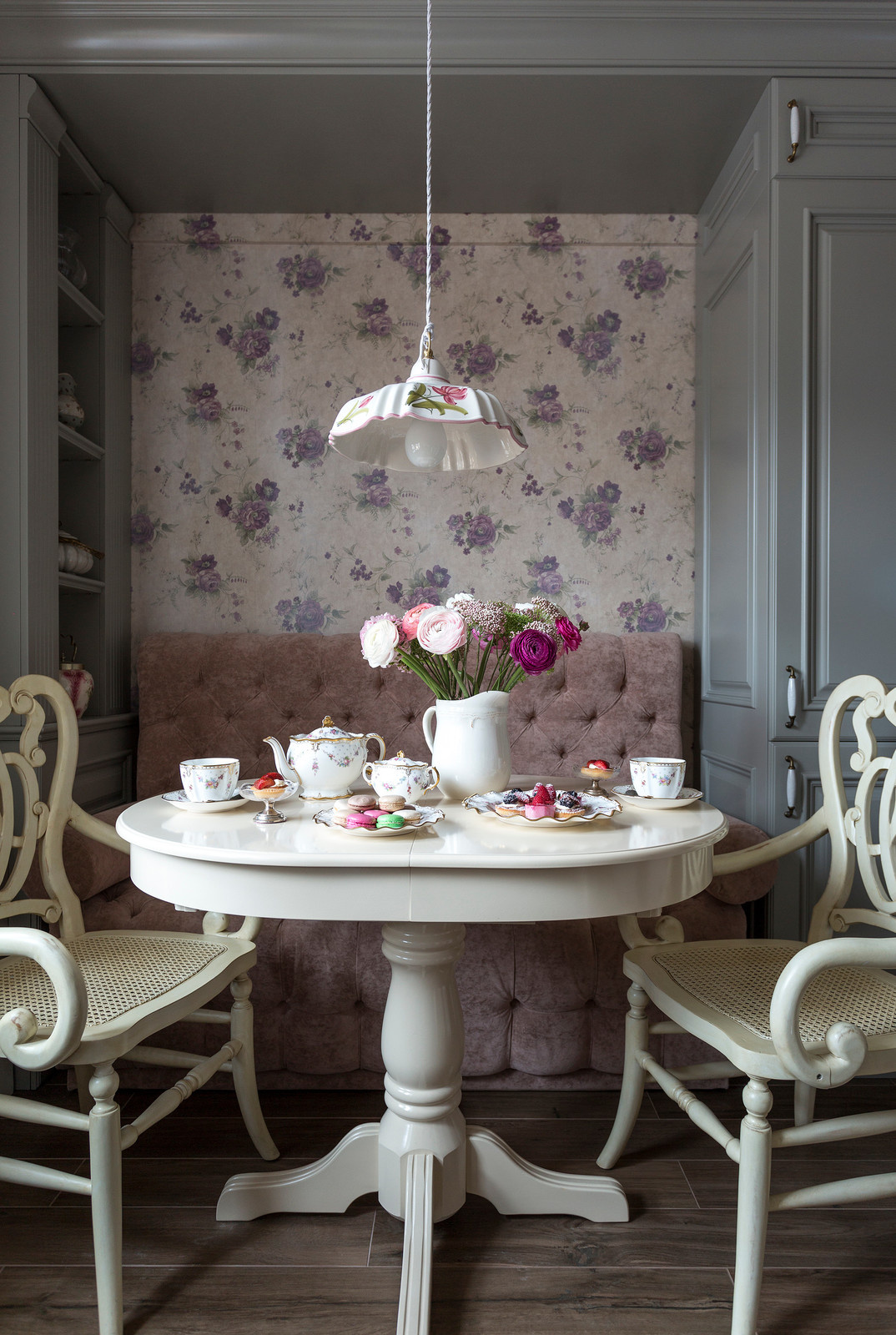 Houzz тур: Квартира цвета увядающей розы — для молодой семьи