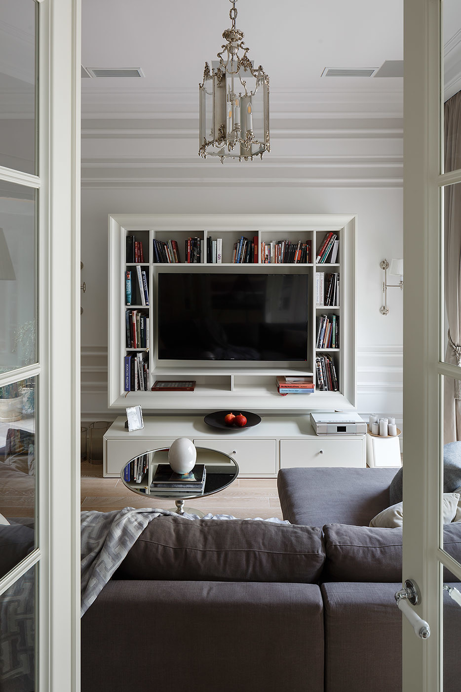 Белые апартаменты