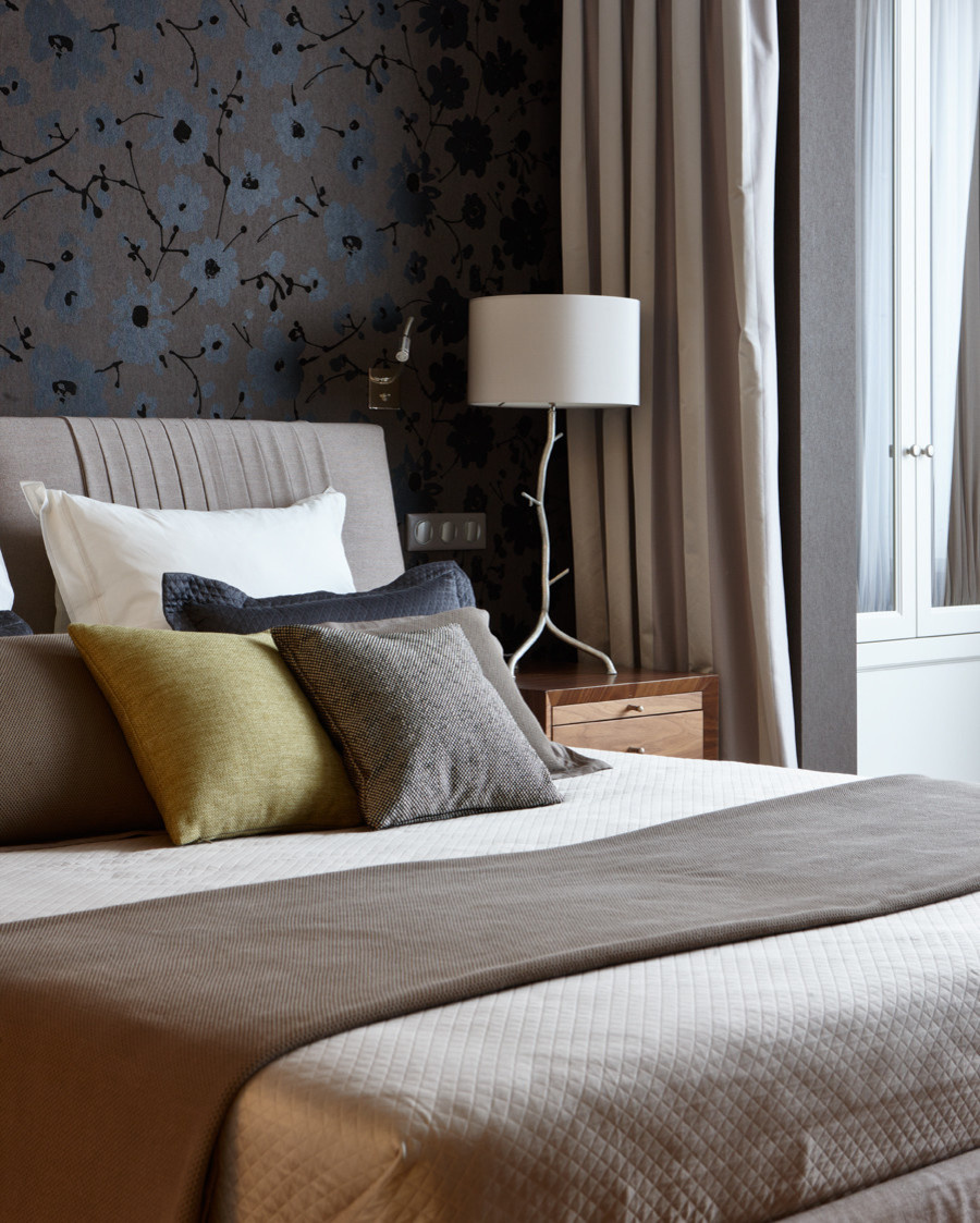 Houzz тур: Квартира с библиотекой и электрокарнизами