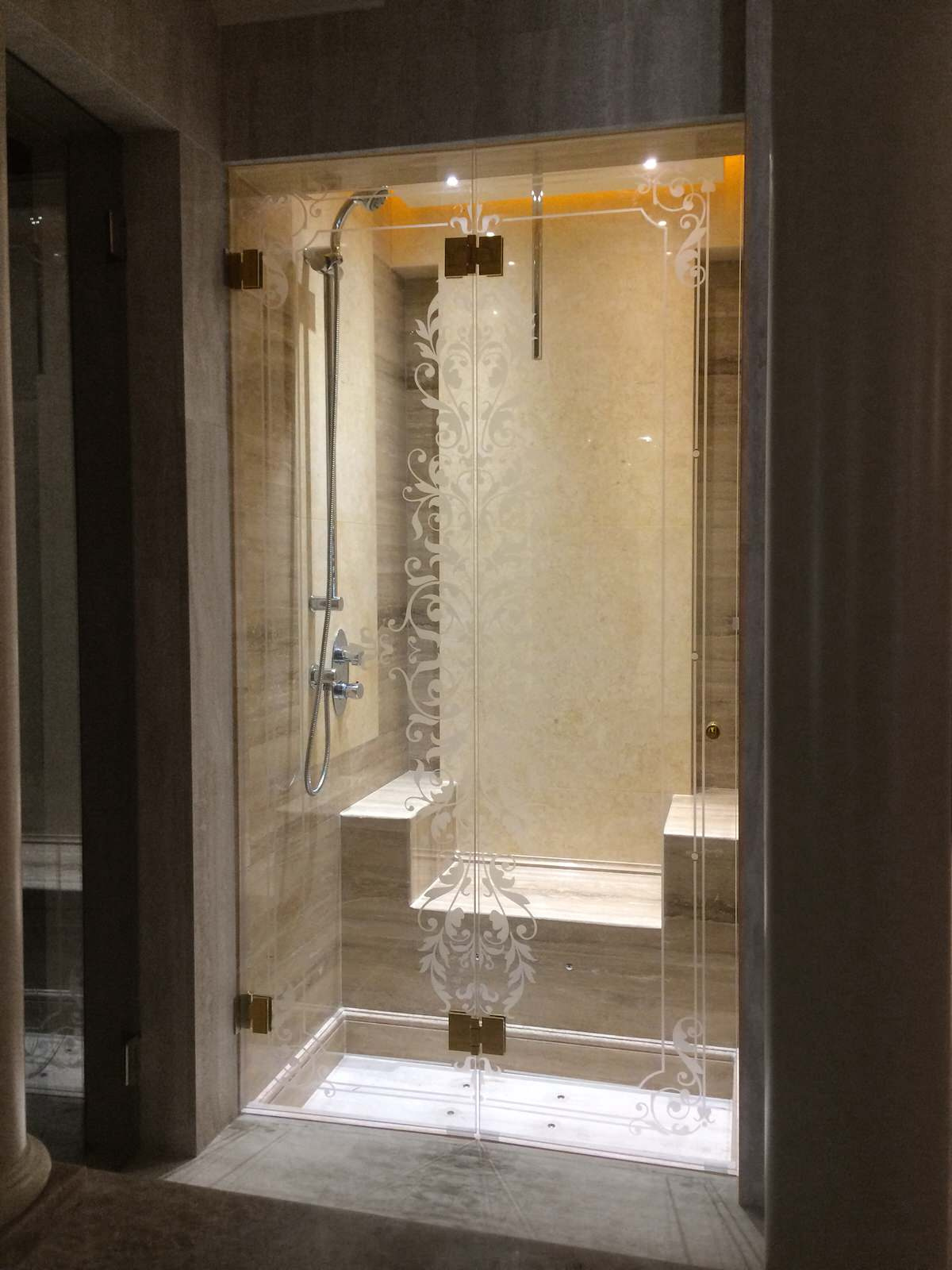 Душевые двери Речной