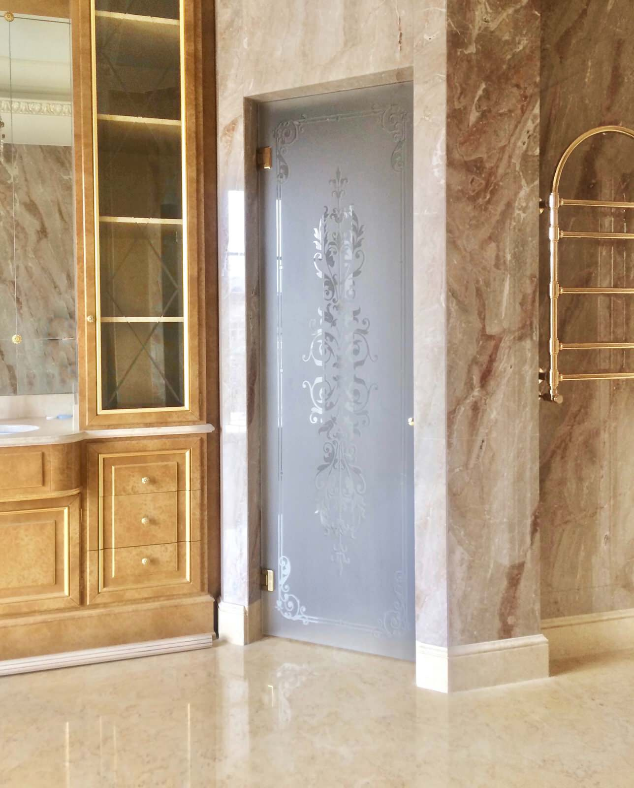 Душевые двери Речной