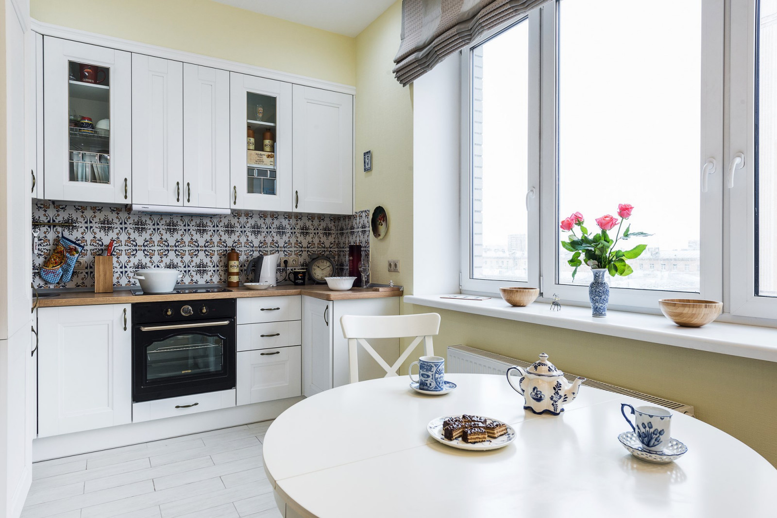 Дизайн кухни в средиземноморском стиле.