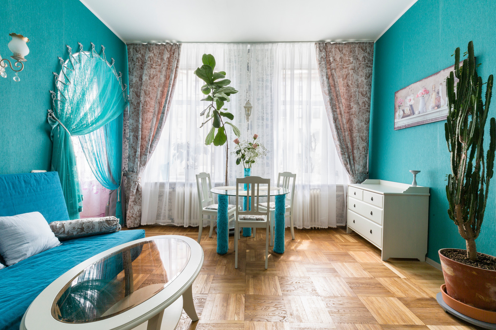 Twin Peaks Apartments