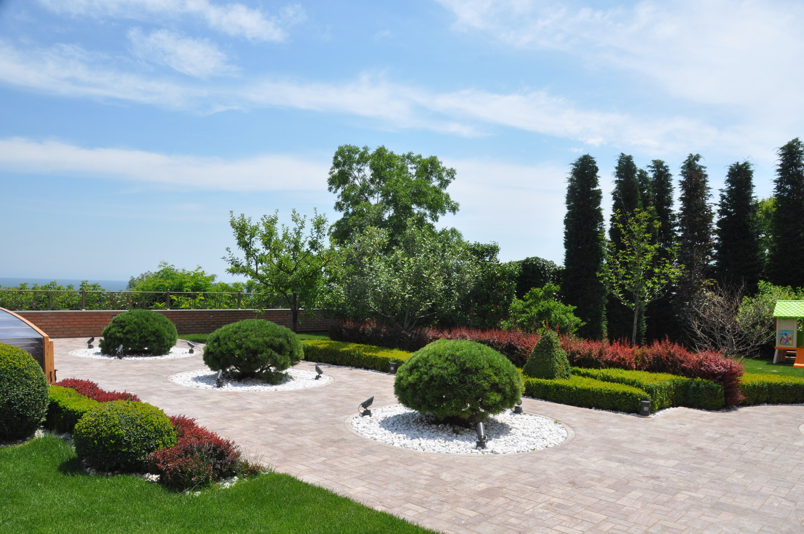 Classic Italian garden. / Классический итальянский сад.