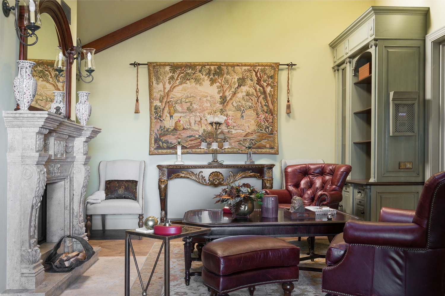 Съемка дома на Новой Риге, 1950 м². Дизайнер Анна Першхайло.