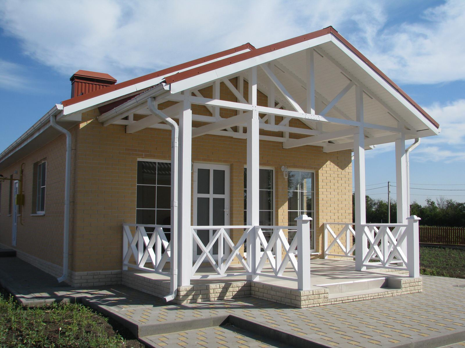 Финский дом с красивой террасой