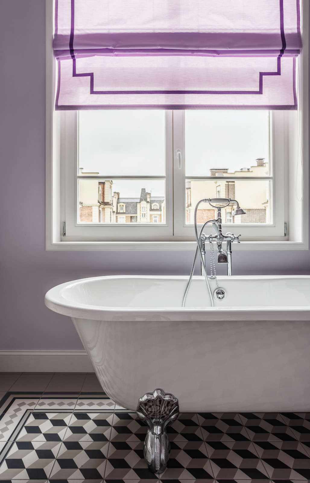 Houzz тур: Интерьер, вдохновленный полотнами Мгера Чатиняна