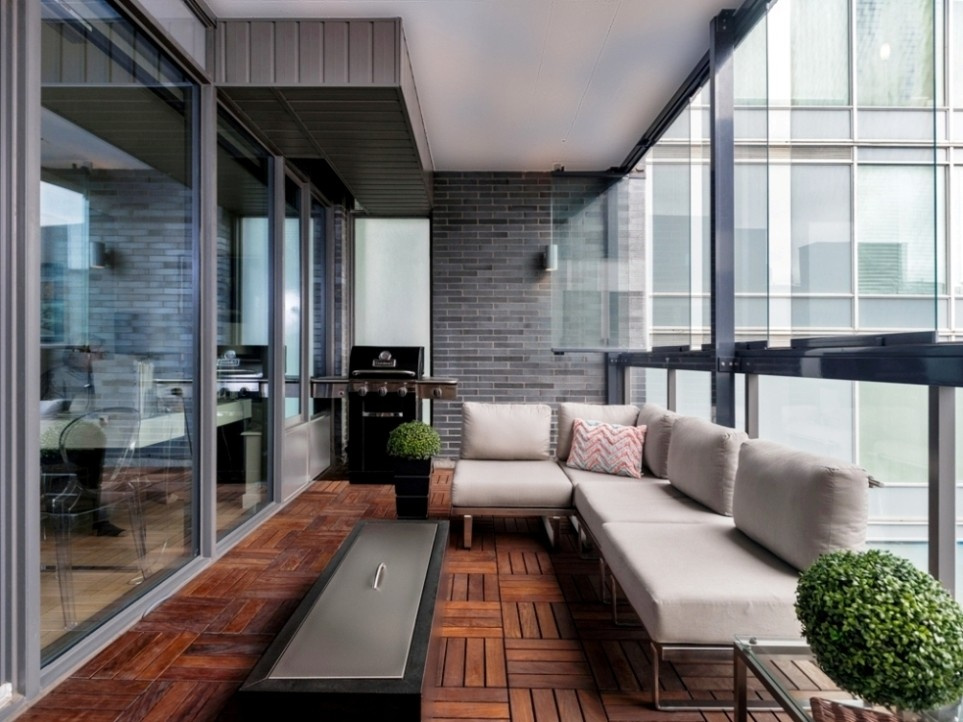 Фоновое изображение профиля Карина