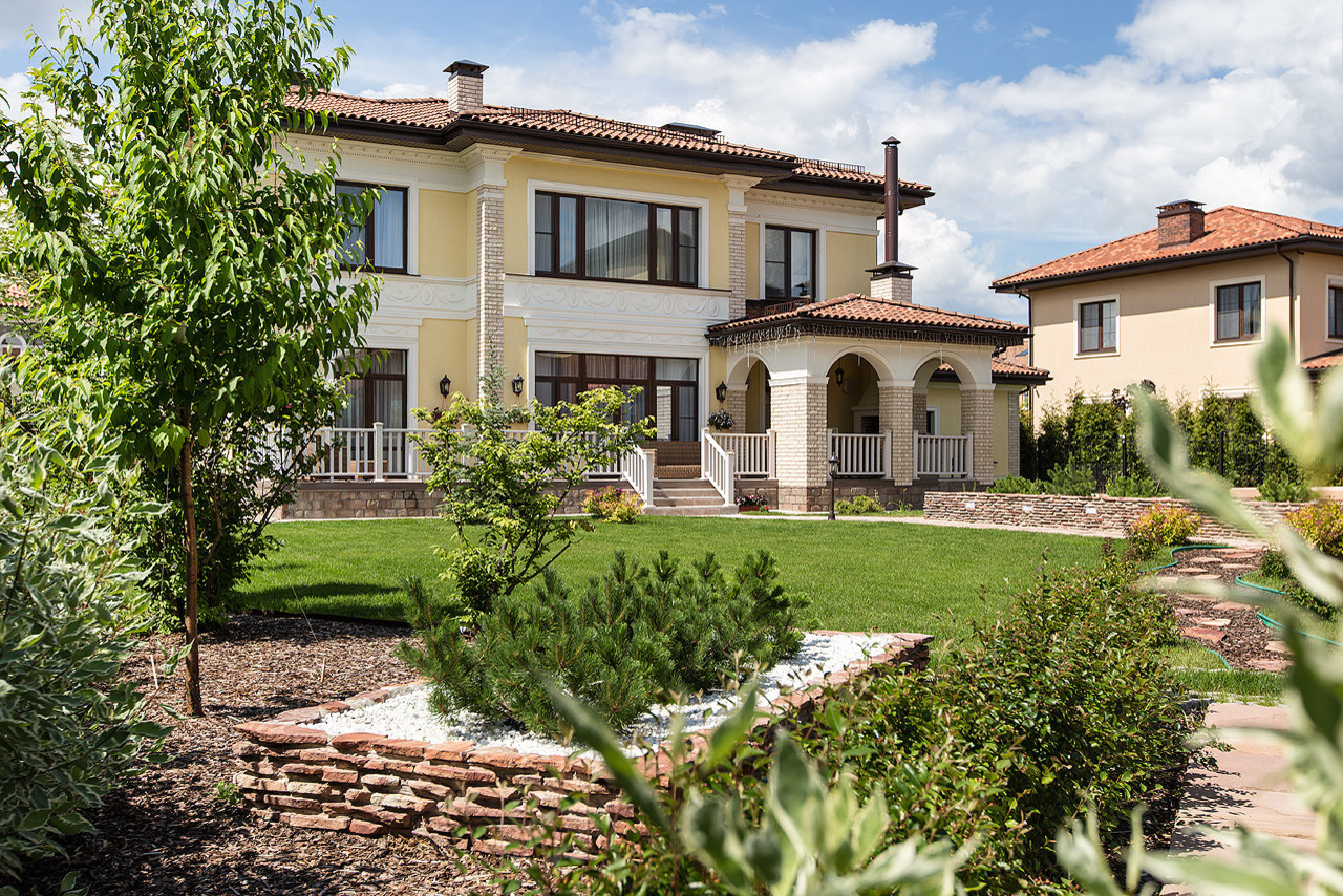 Дом, где живет лето