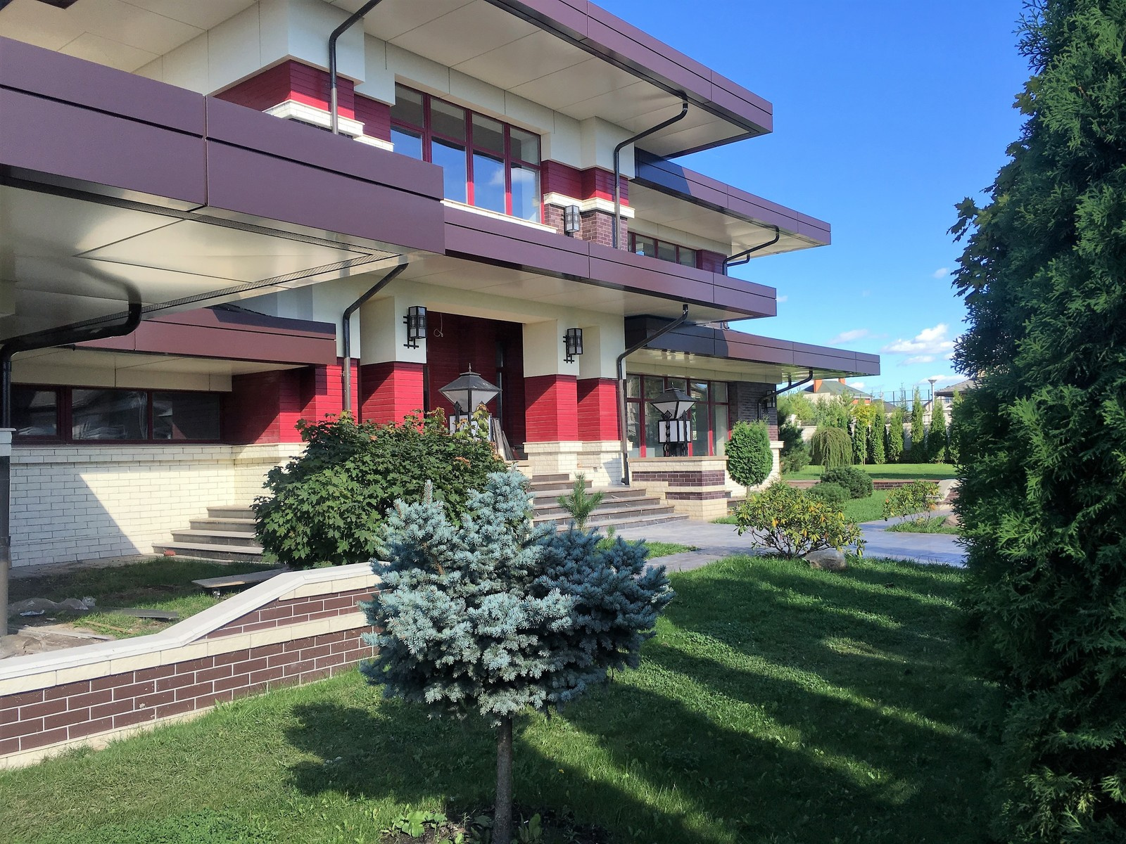 Строительство домов – реализованные фасады