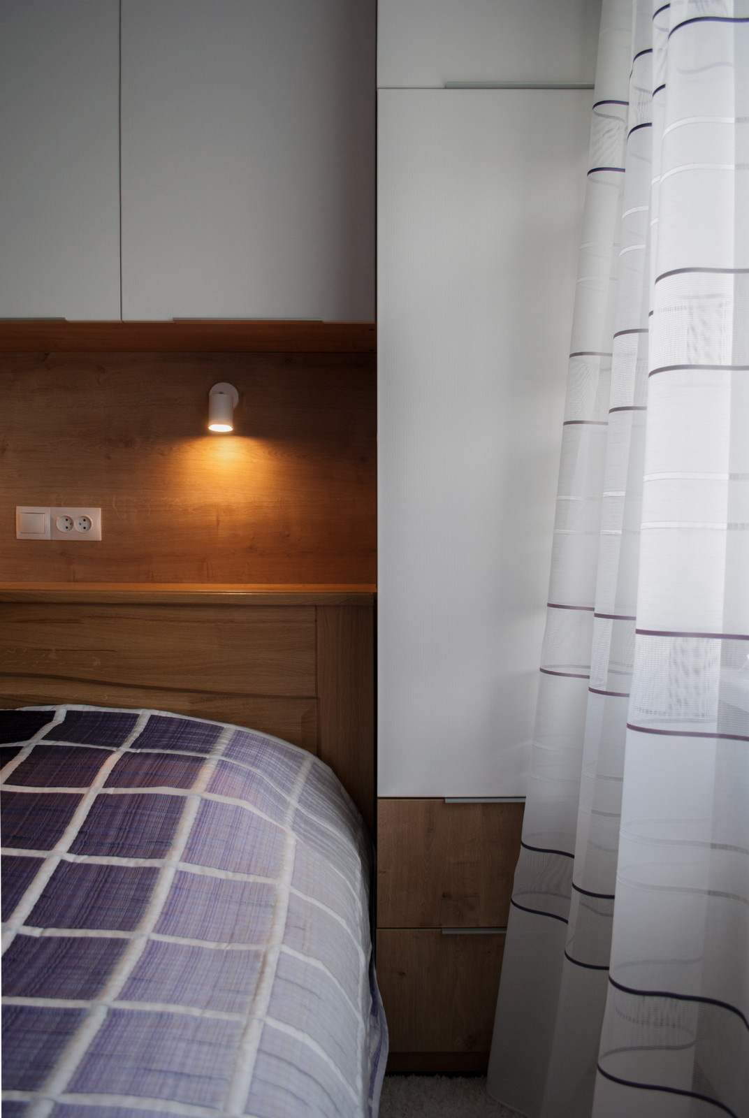 Эклектичная спальня в современной стилистике