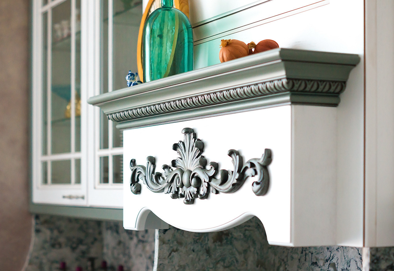 Классическая кухня. ЖК "Парадный квартал".