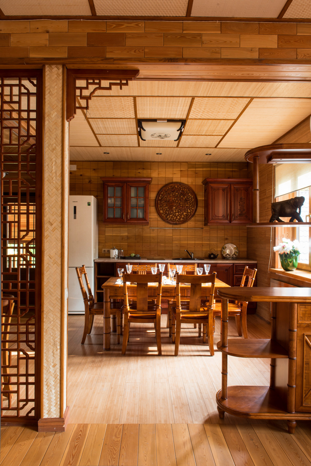 Интерьер в этническом стиле. Фотосъемка для журнала "Красивые деревянные дома"