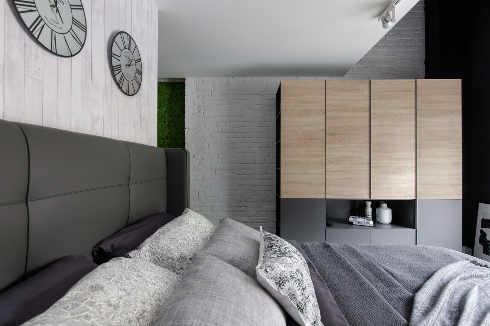 Furniture retail