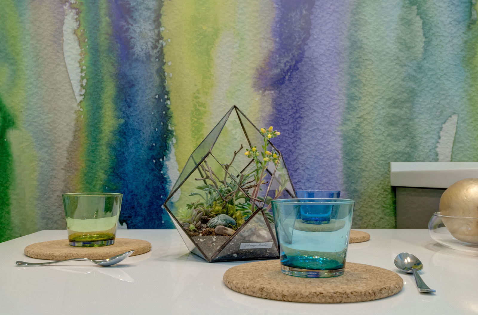 "Акварельная драма" - квартира с яркой индивидуальностью