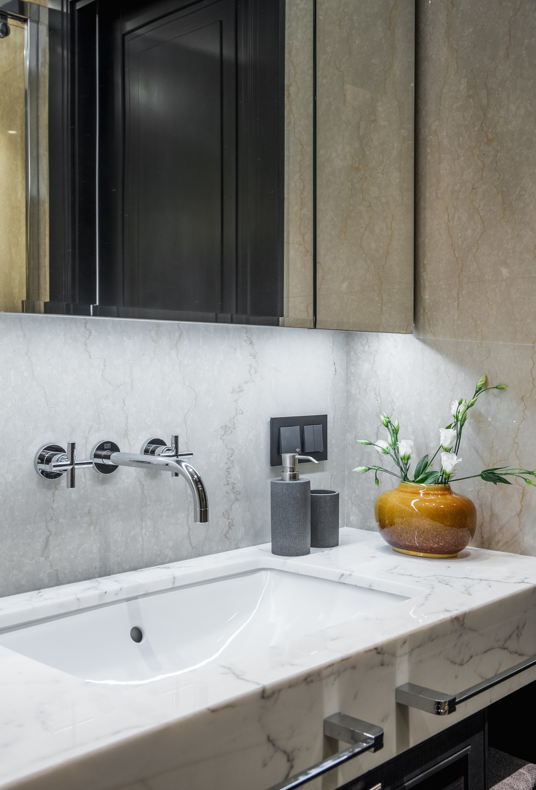 Ванная комната из мрамора