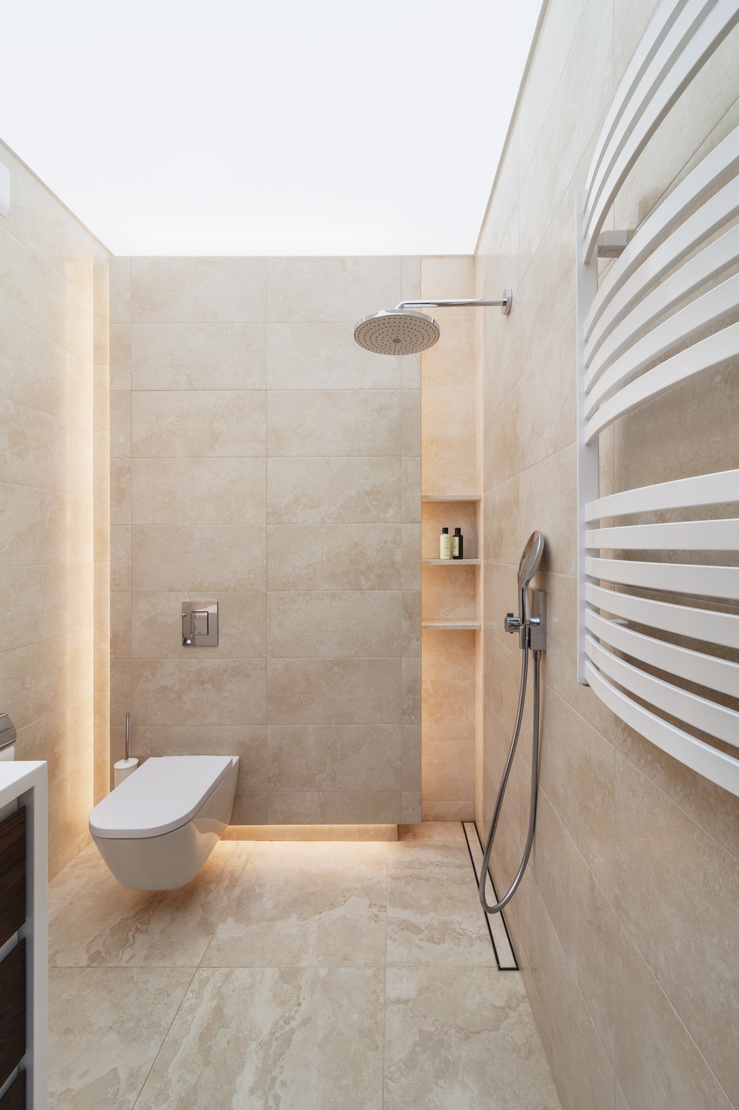 Светящийся натяжной потолок