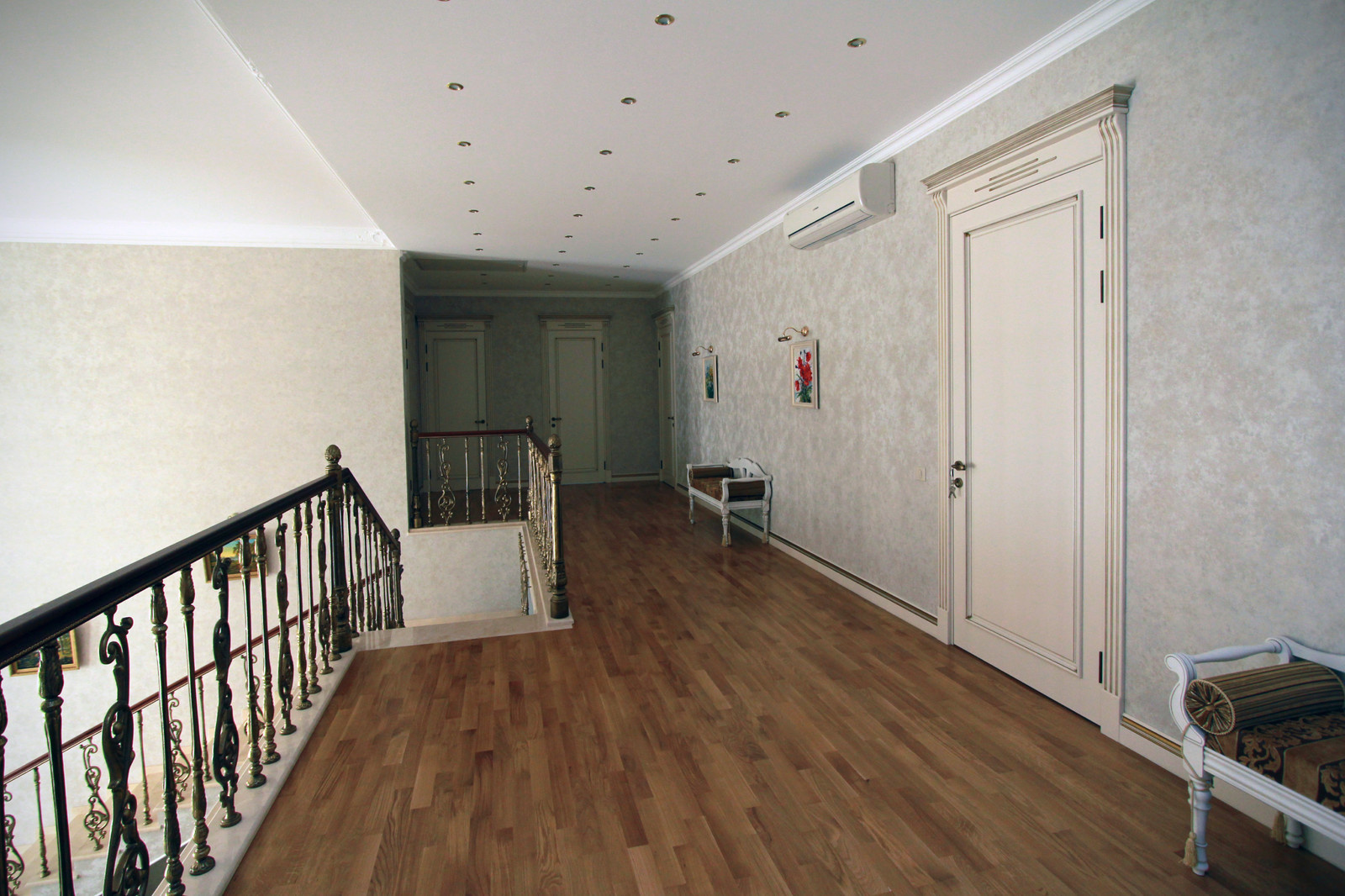 Двери в роскошный дом в г.Краснодаре