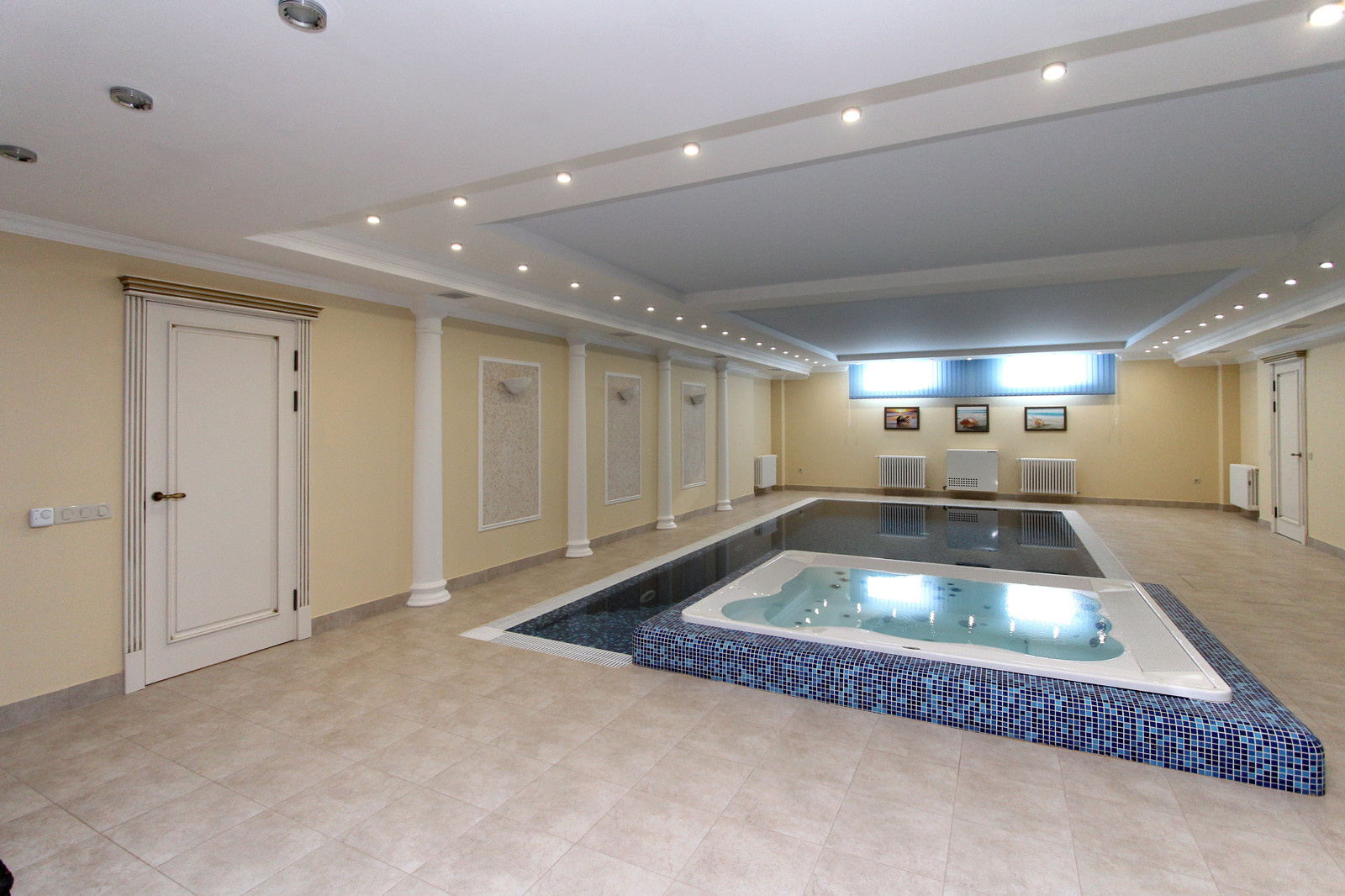 Двери в роскошный дом в г.Краснодаре