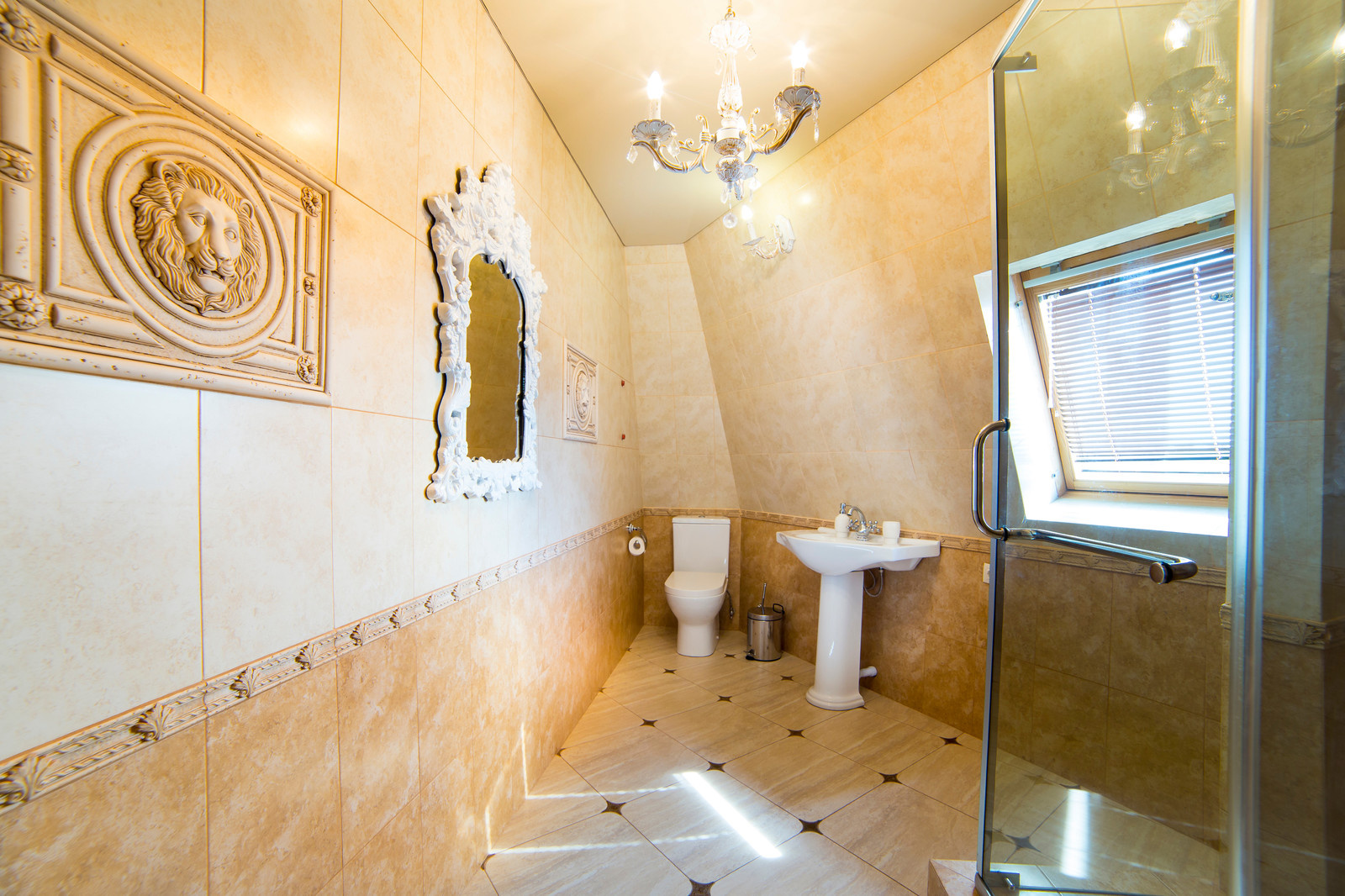 Обложка проекта: Guest Castle