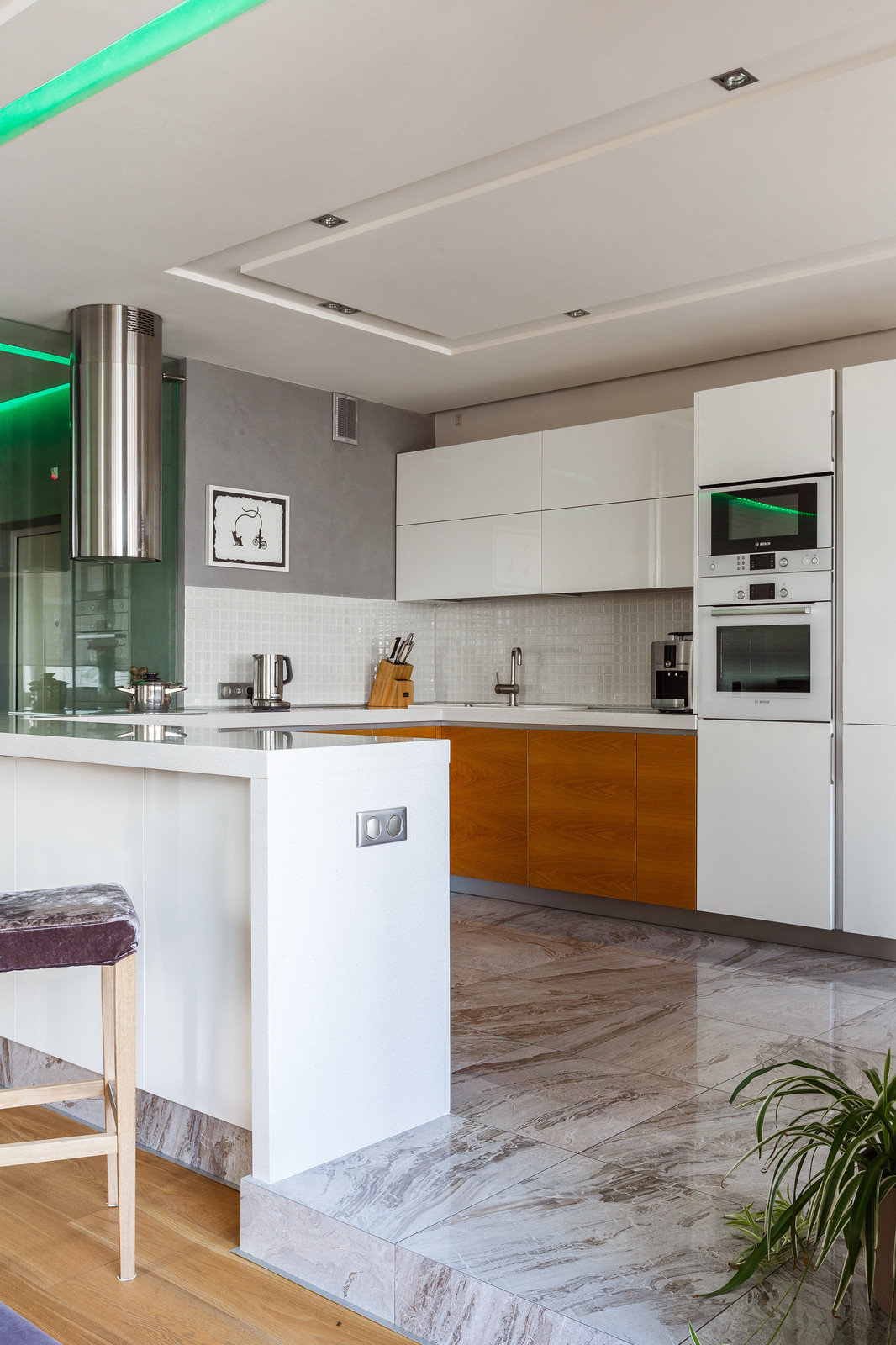 Квартира на Кубанской набережной гостинная-кухня