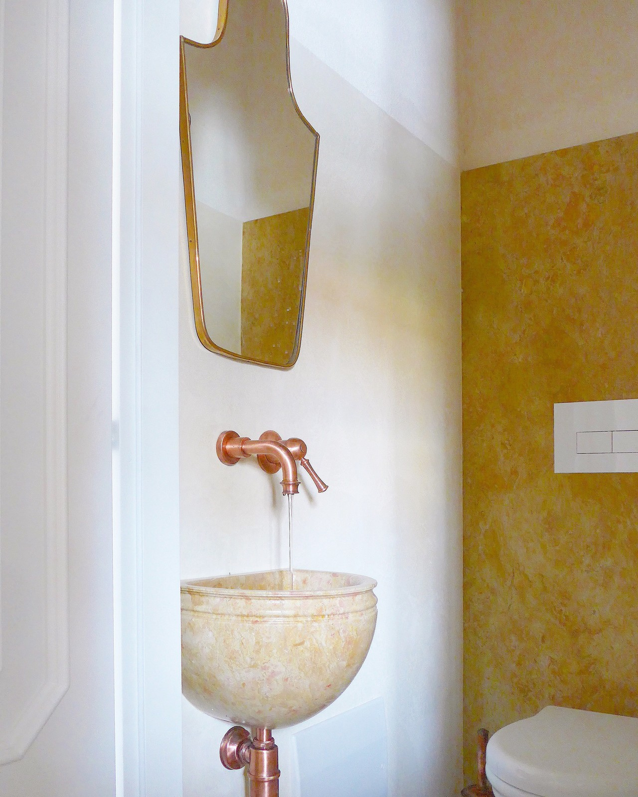 Houzz Италия: Реконструкция фермы на озере Гарда