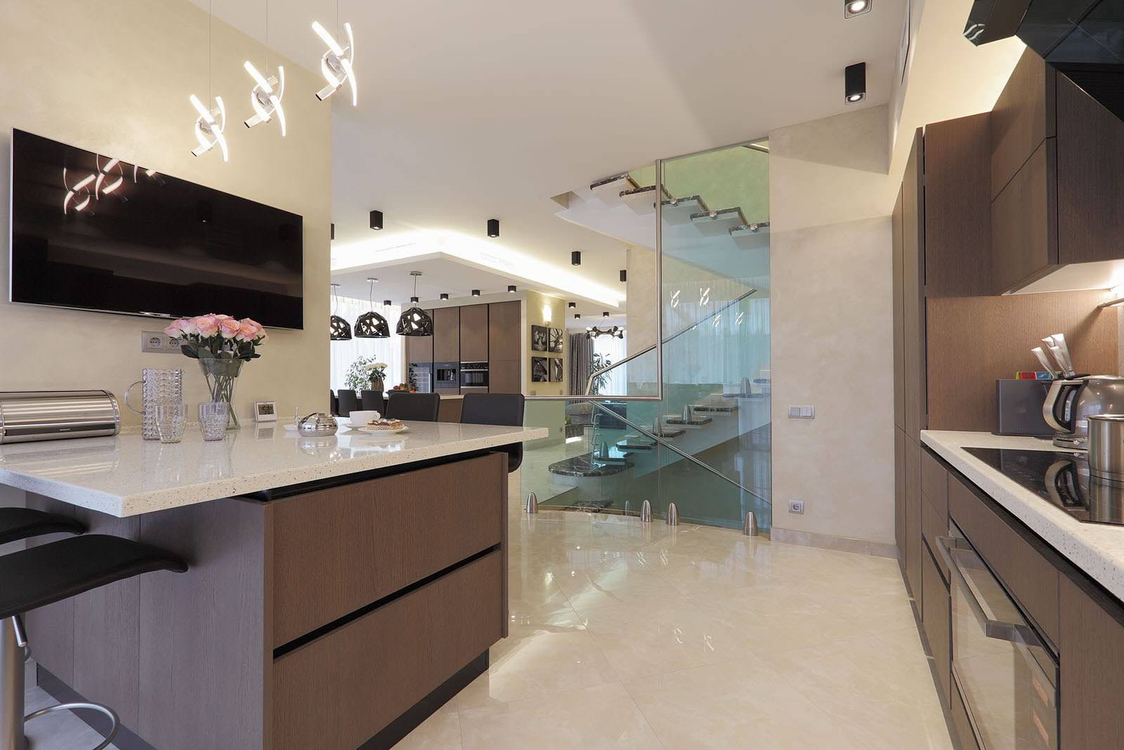 Светлое будущее в поселке Барвиха Хиллс