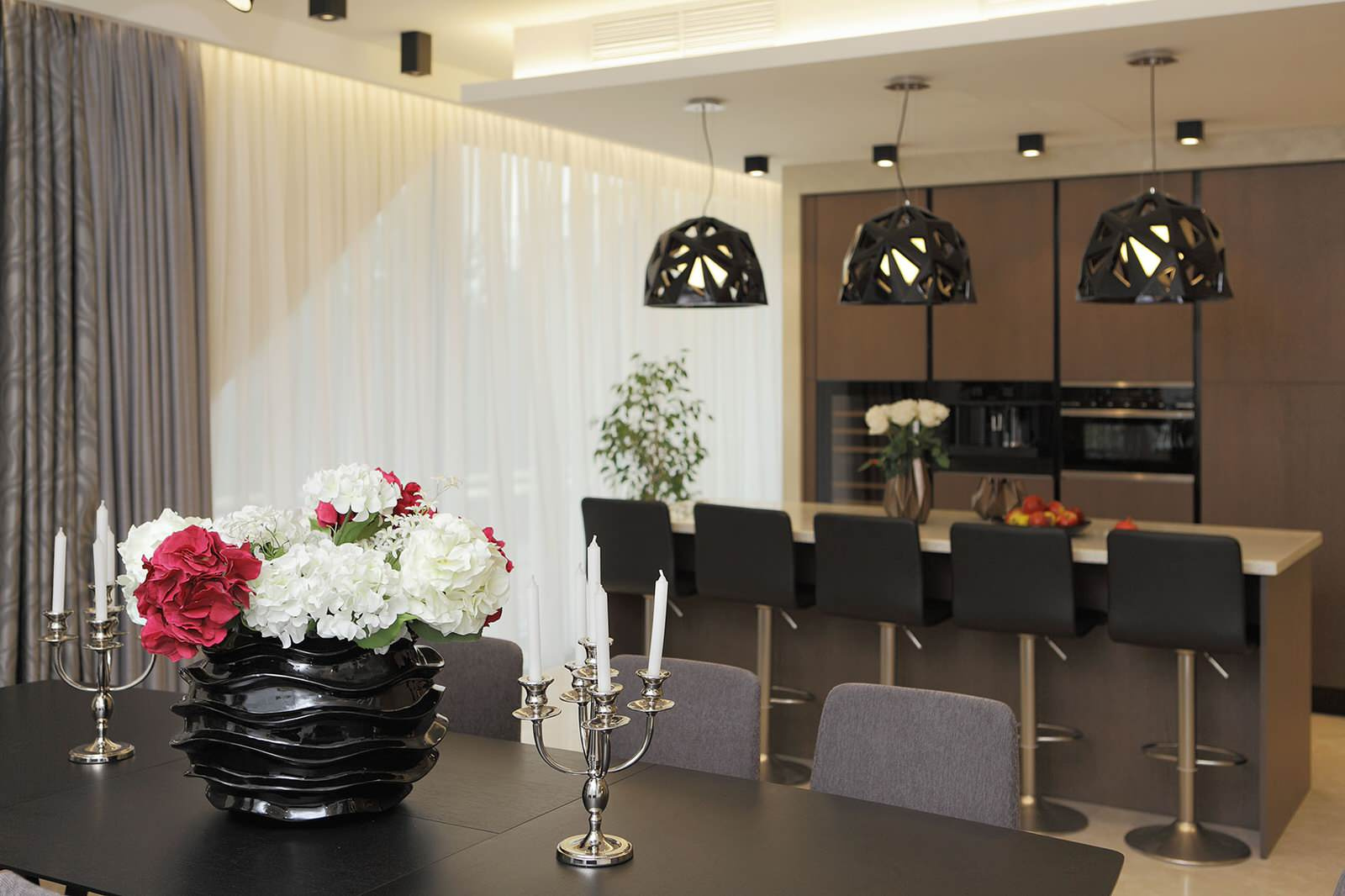 Светлое будущее в поселке Барвиха Хиллс