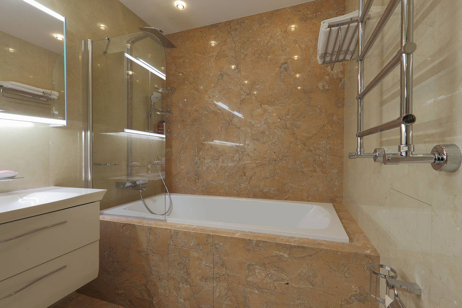 Светлое будущее в поселке Барвиха Хиллс