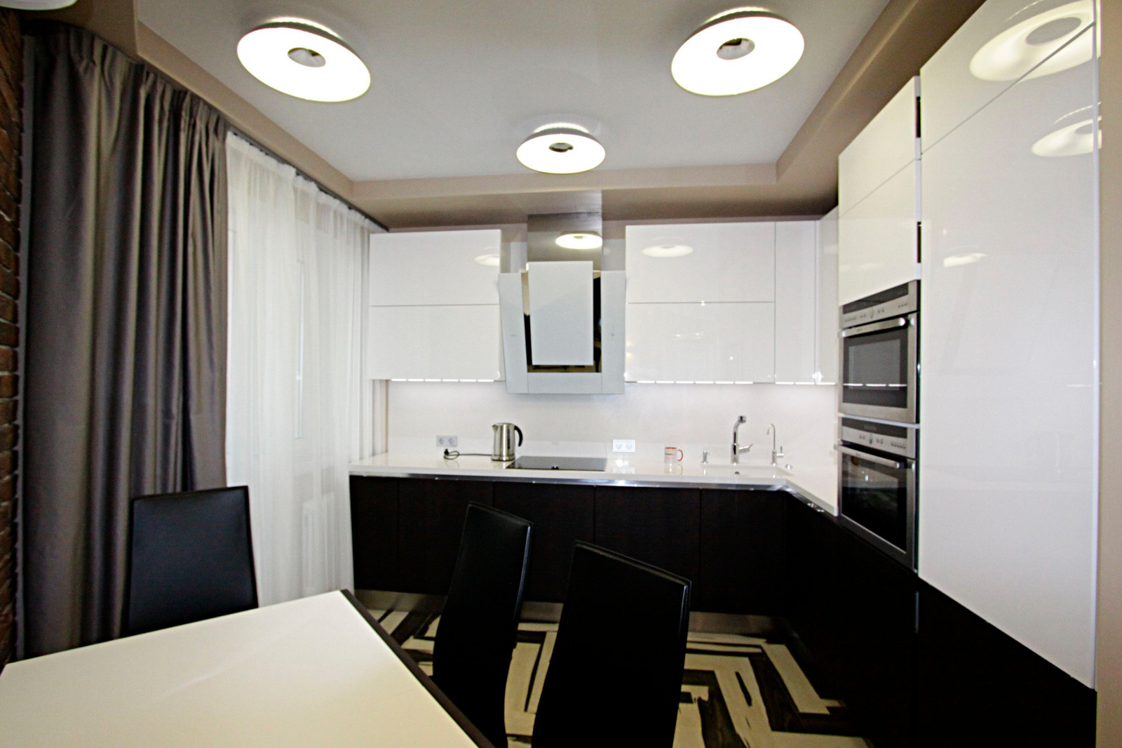 Яркий минимализм