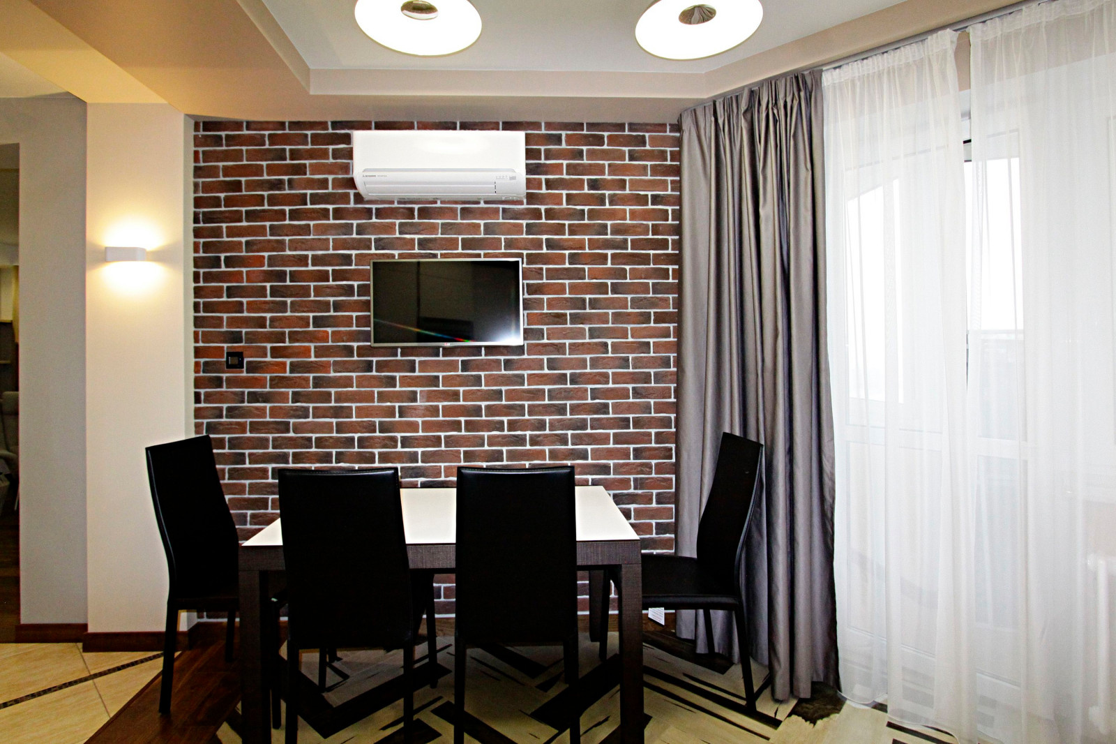 Яркий минимализмкир