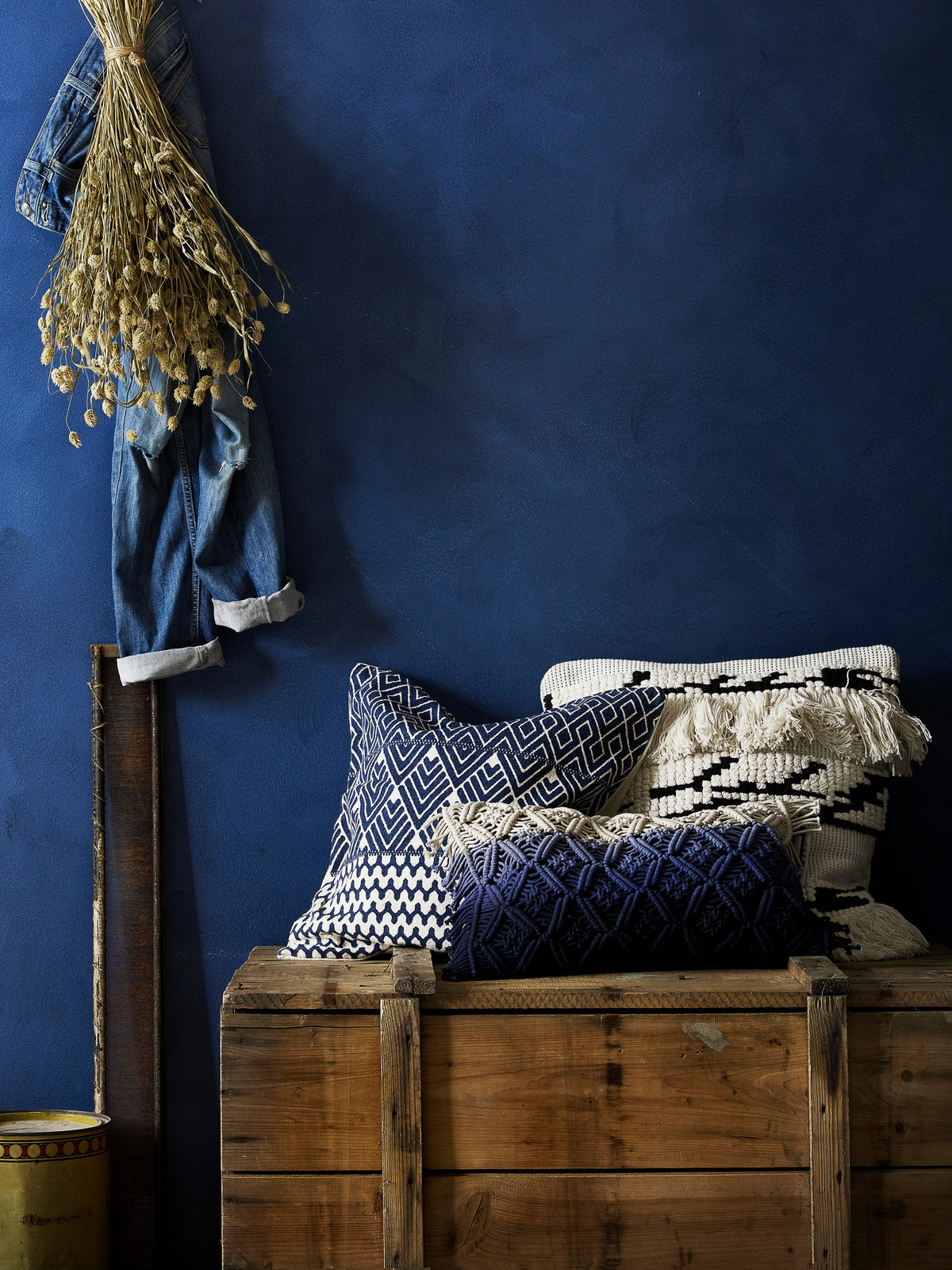 Краски Tikkurila в прихожей