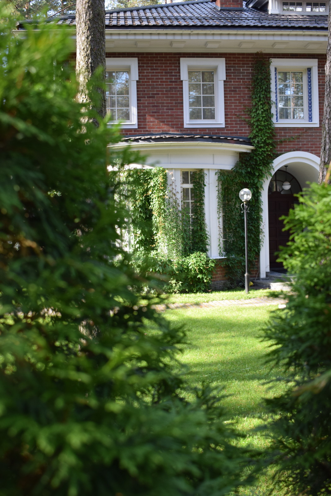 Комарово  Коттедж