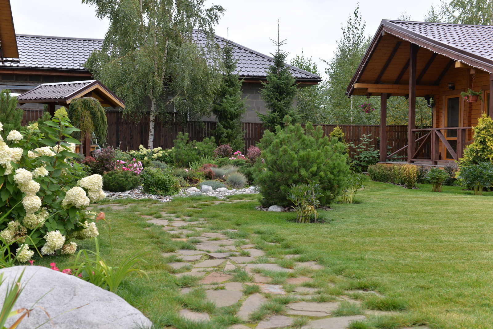 Небольшой уютный участок