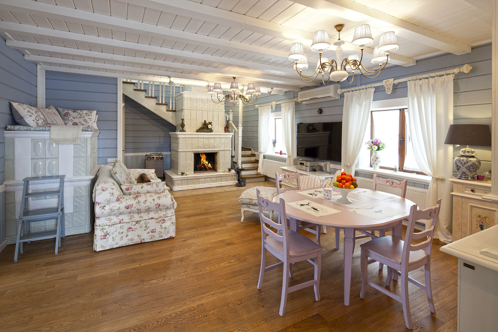 Интерьер загородного дома