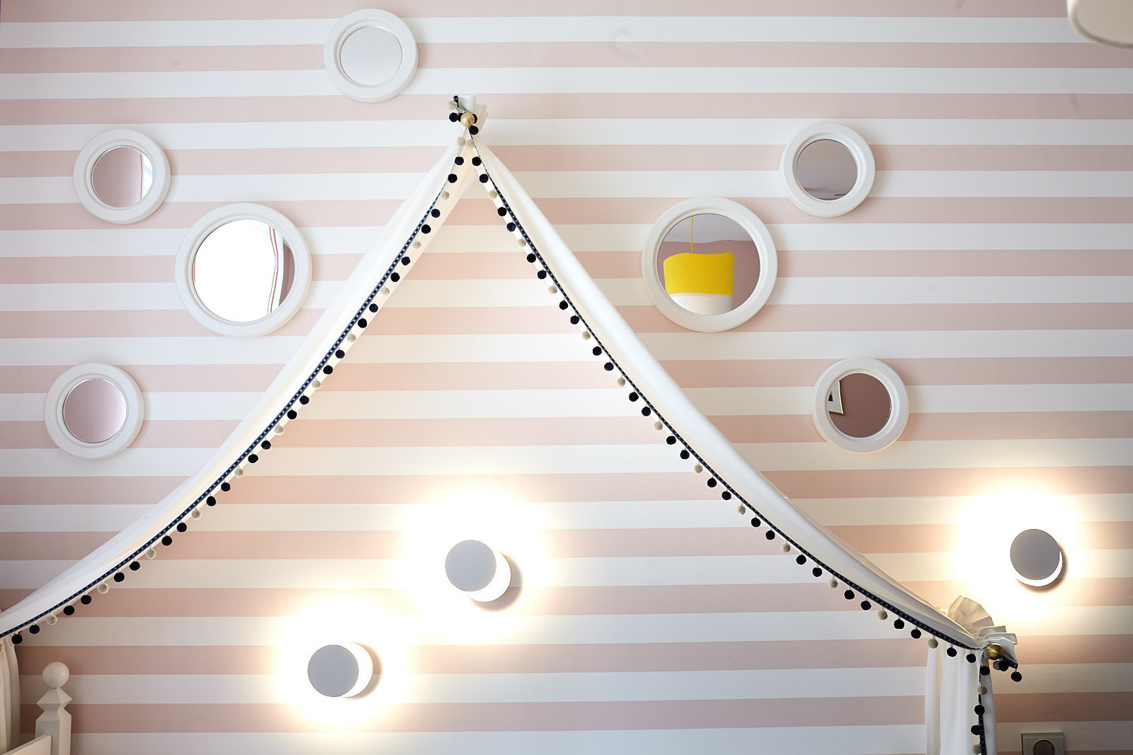 Декорирование квартиры на улице Барочная в Санкт - Петербурге