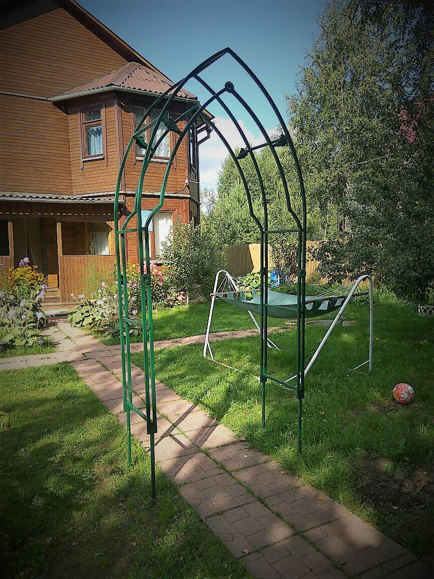 перголы,опоры для виноградной лозы,шпалеры