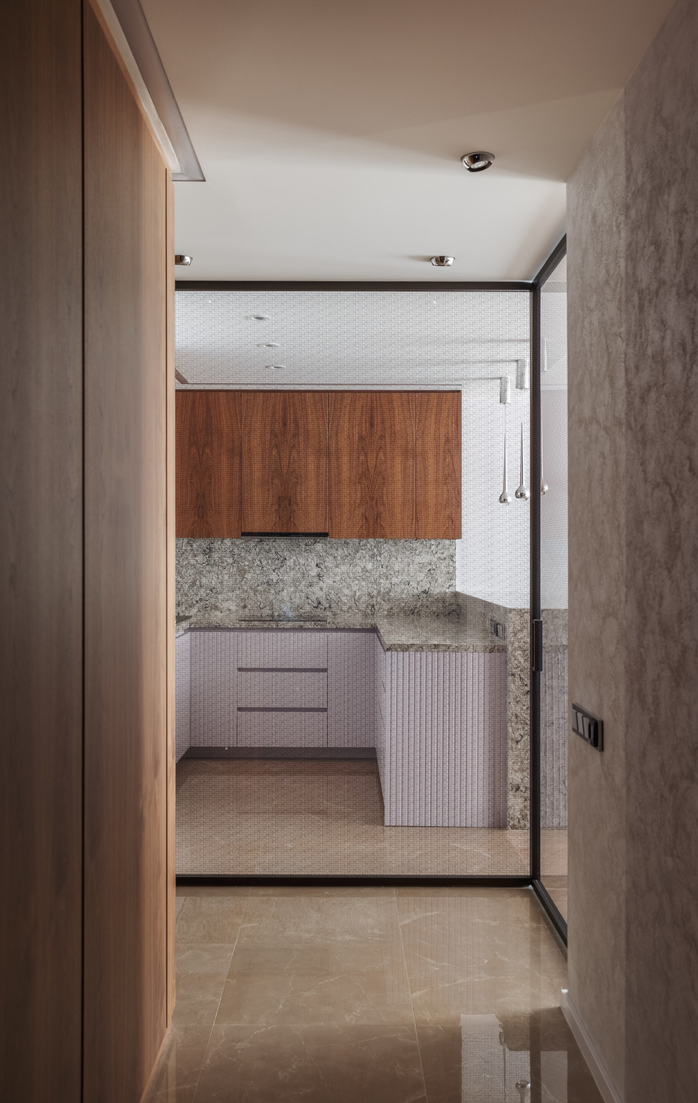 Обложка альбома: перегородки стекло