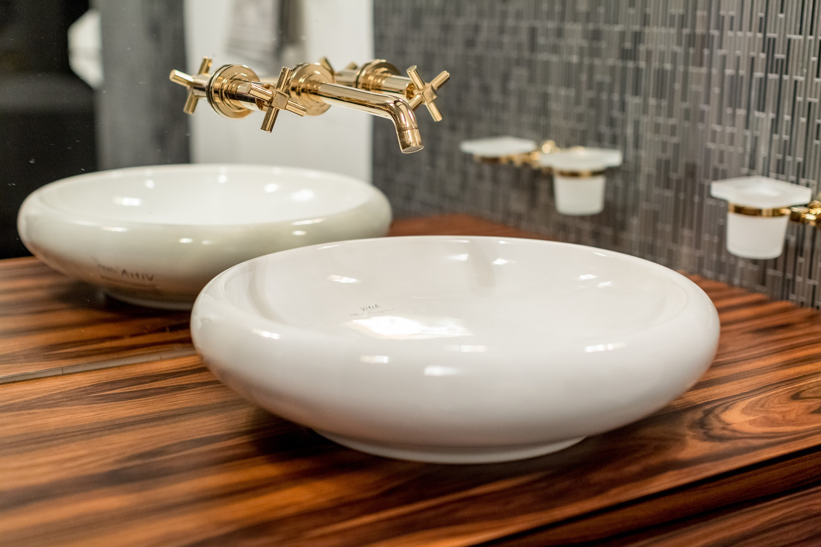 ЗАЗЕРКАЛЬЕ