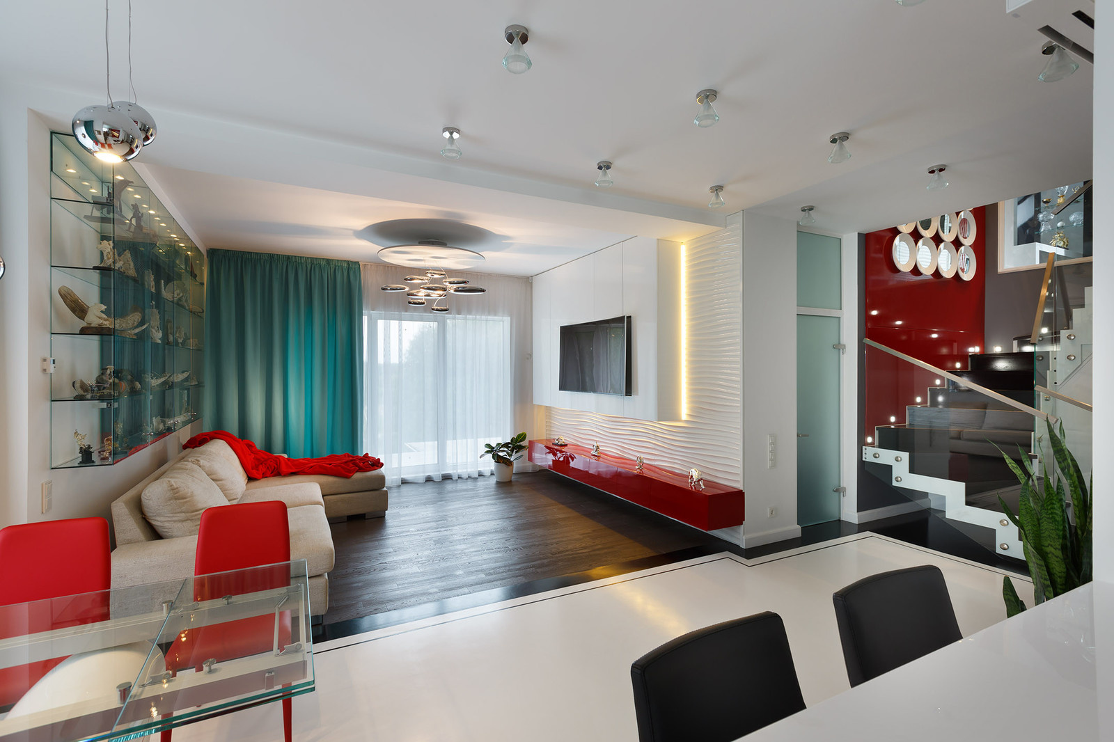 Коттедж в стиле хай тек