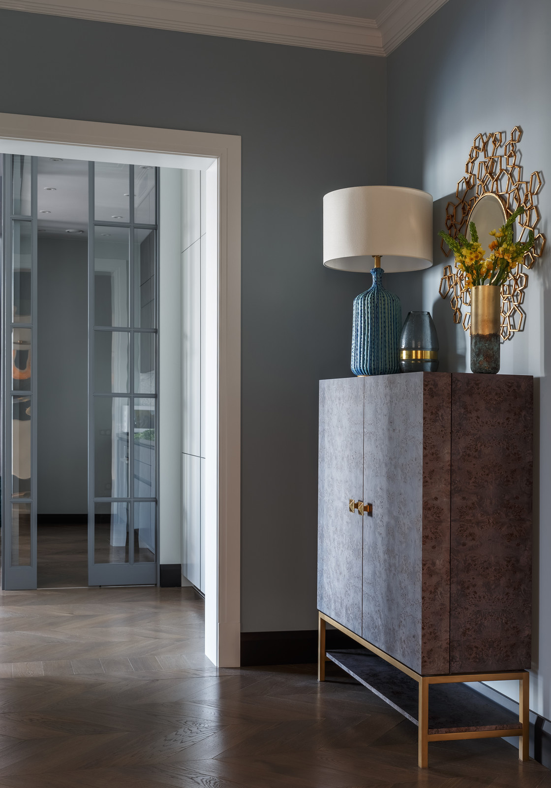 Квартира на Мосфильмовской совместно с Ириной Марченковой