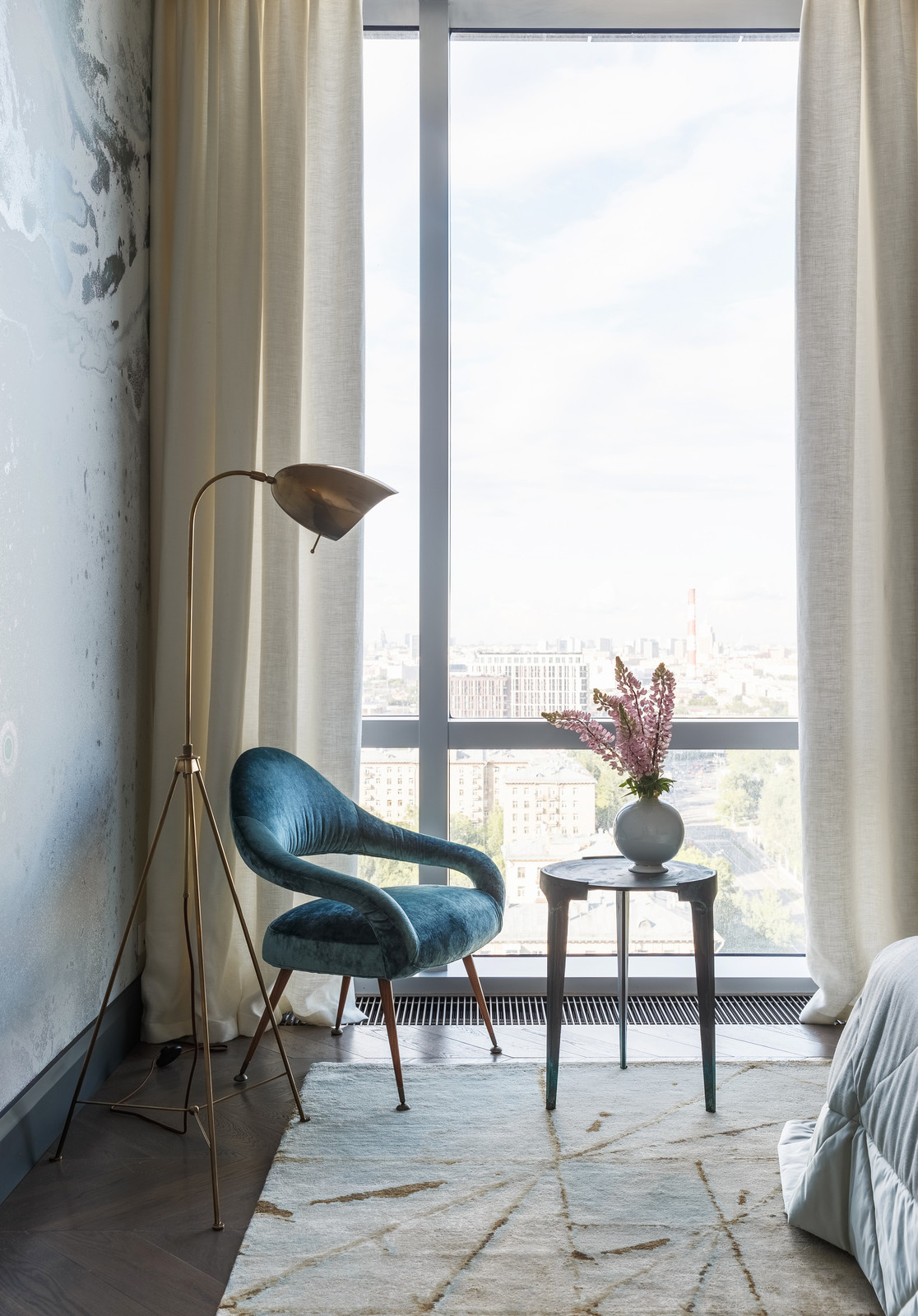 Квартира на Мосфильмовской совместно с Ириной Марченковой