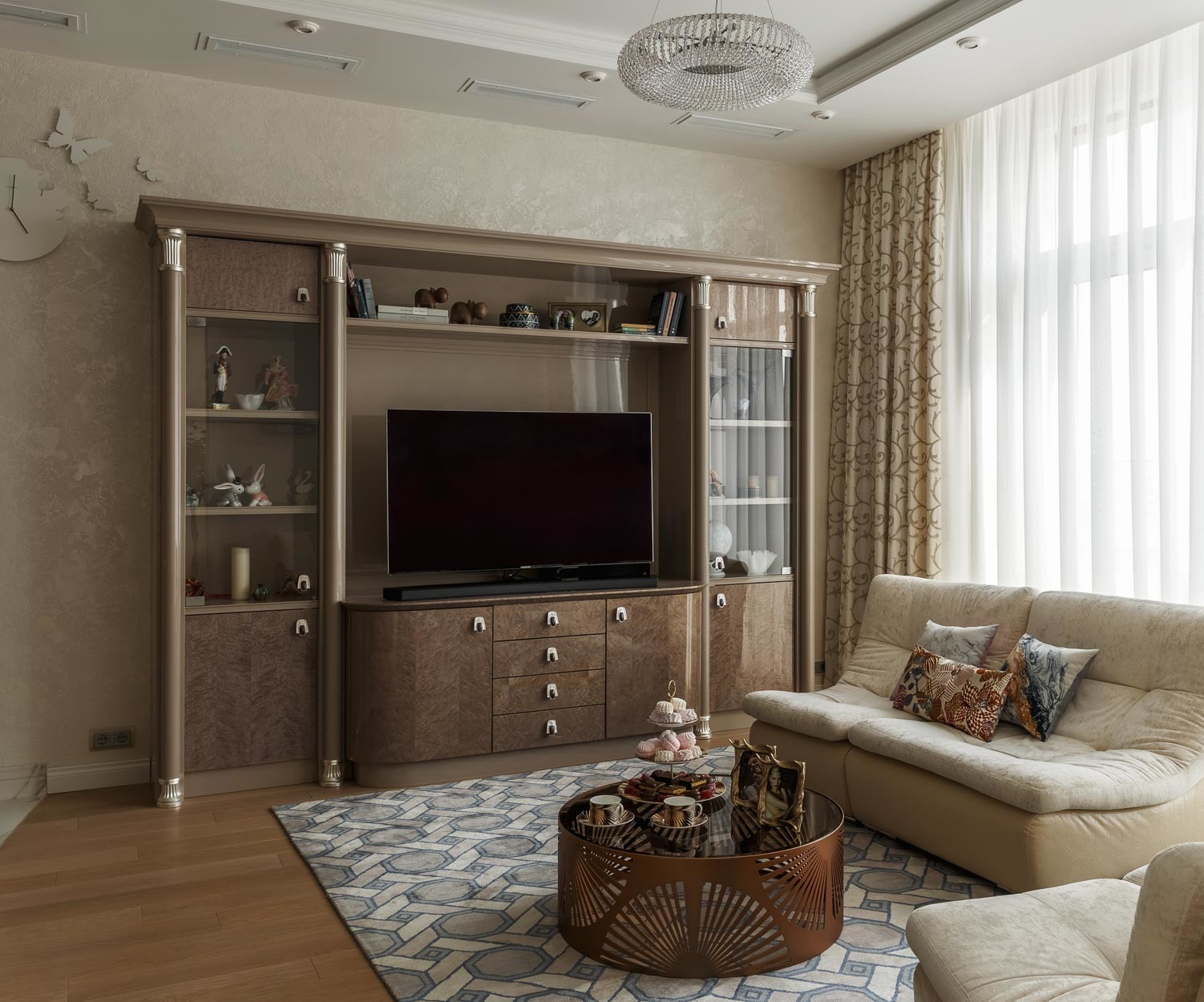 Обложка альбома: кресла