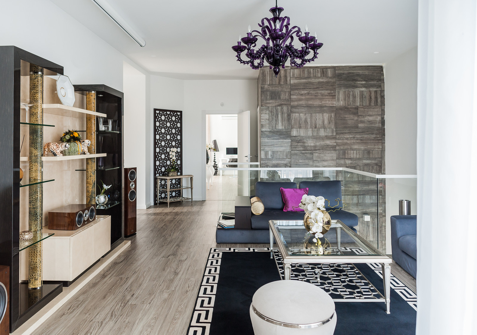 Дом с лошадиным бюстом