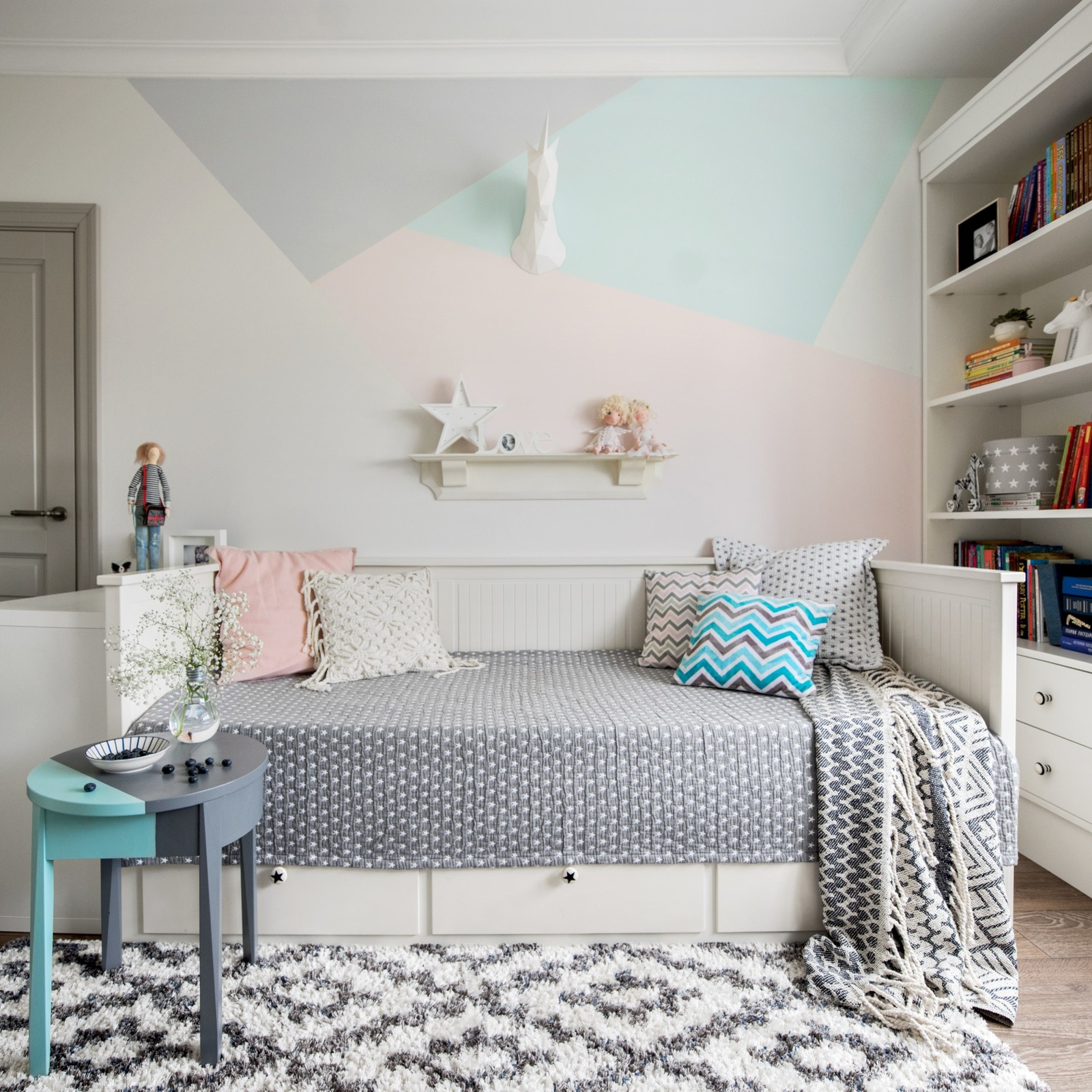 Комната модного блогера. Переделка. До и После. 14 м2