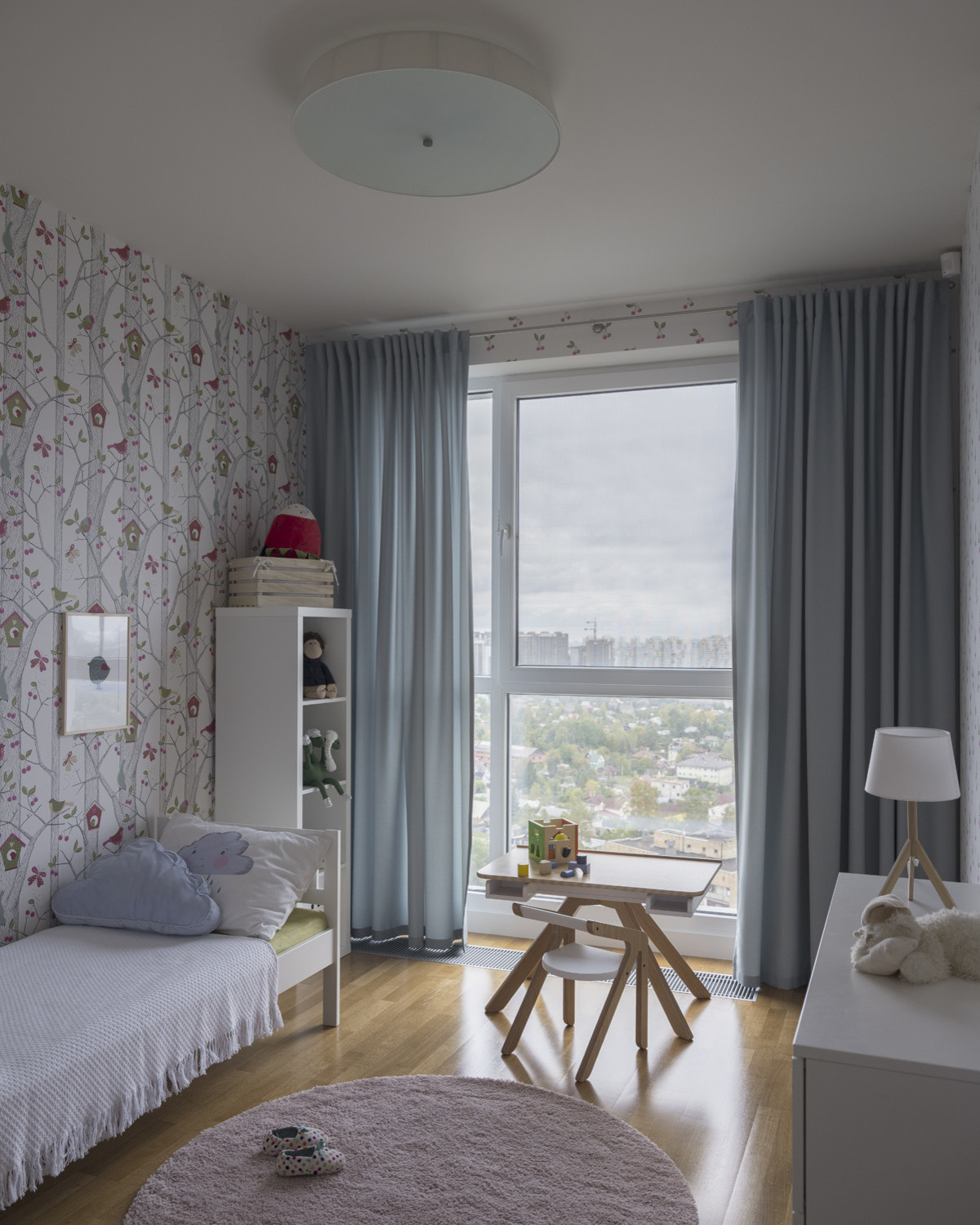 Детская младшей дочери